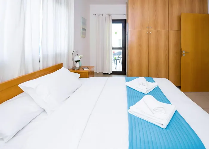 Villa Abdera - 4bed With Private Pool *