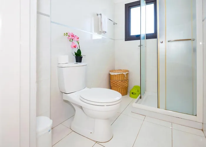 Villa Abdera - 4bed With Private Pool Protaras