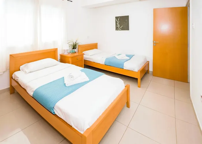 Abdera - 4bed With Private Pool Protaras