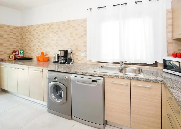 Villa Abdera - 4bed With Private Pool *