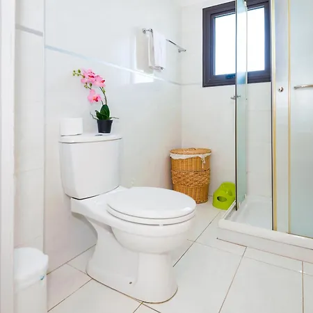 Hébergement de vacances Abdera - 4bed With Private Pool Protaras