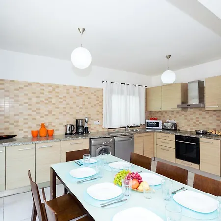 Abdera - 4bed With Private Pool * Protaras