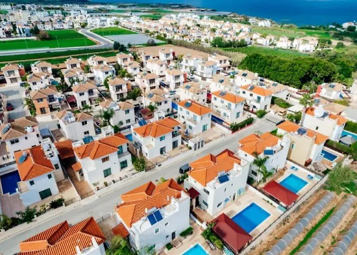 Abdera - 4bed With Private Pool Protaras