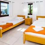Villa Abdera - 4bed With Private Pool