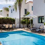 Abdera - 4bed With Private Pool *