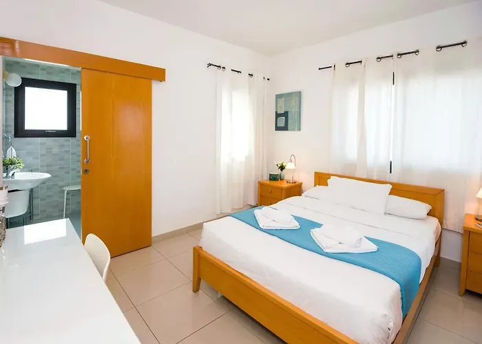 Abdera - 4bed With Private Pool *