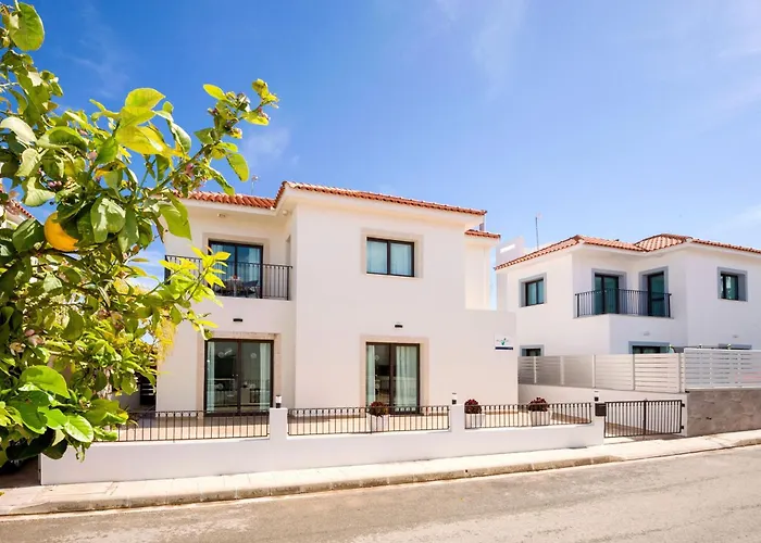 Villa Abdera - 4bed With Private Pool